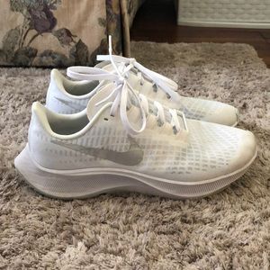 Nike Zoom Pegasus 37 White Woman 8